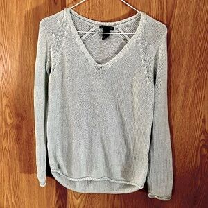 H&M Light Mint Green V-Neck Pullover Hi-Lo Cable Knit Sweater